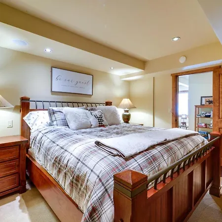 One Moose Lodge Tahoe Donner Vacation Rental!